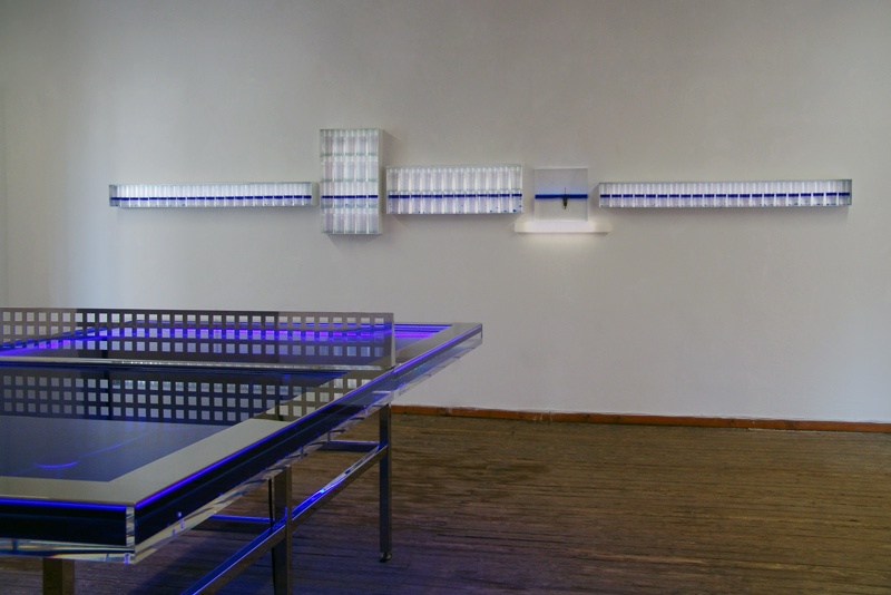 the very best....... , blaues neon plexiglas edelstahl poliert silikonöl blau wasser, neue kunstverein Aschaffenburg, best before.... 2007 b6caacf7a8b8a27f5b518719c298.jpg